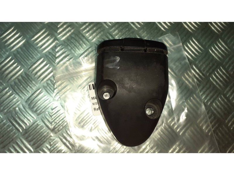 Recambio de mando multifuncion para nissan x-trail (t30) comfort referencia OEM IAM 255519H200  CONECTOR 3 PINES