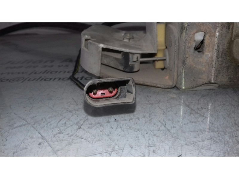 Recambio de cerradura puerta trasera izquierda para ford mondeo berlina (gd) clx referencia OEM IAM 93BG220A20DB  ELECTRICA
