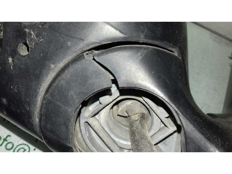 Recambio de retrovisor izquierdo para citroen xsara berlina 1.9 d sx referencia OEM IAM   MANUAL