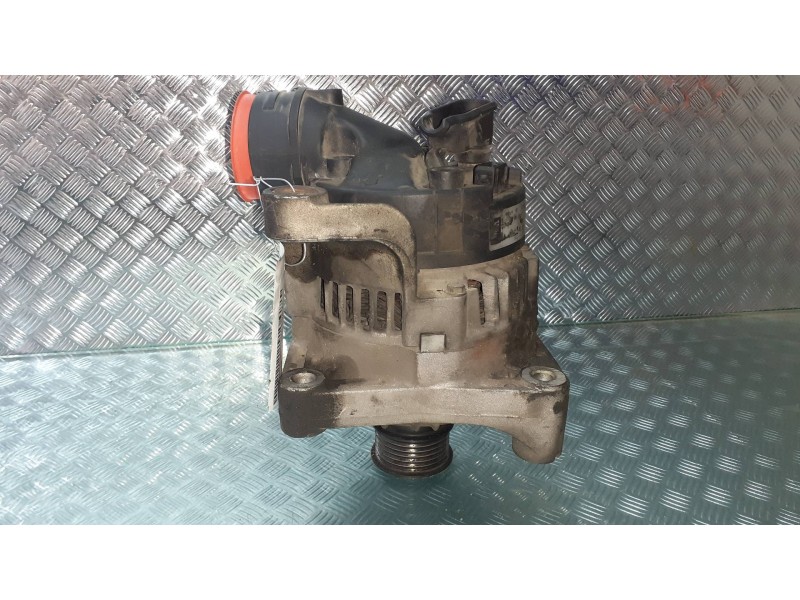 Recambio de alternador para bmw serie 5 berlina (e39) 523i referencia OEM IAM 1740633 VALEO 50A / 80A