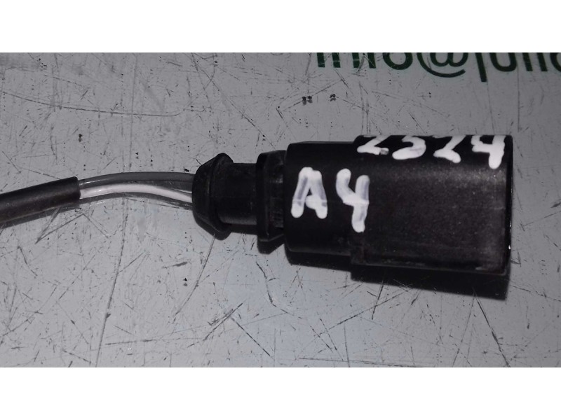 Recambio de sonda lambda para audi a4 ber. (b8) básico referencia OEM IAM 03L906088D  