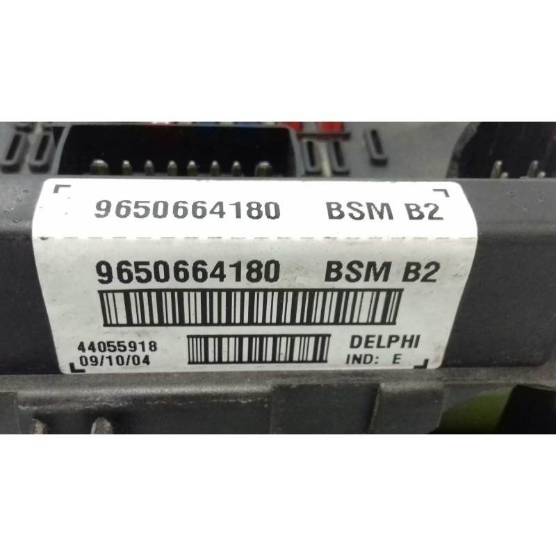 Recambio de caja reles / fusibles para peugeot 307 (s1) xr clim plus referencia OEM IAM 9650664180 BSM B2 DELPHI