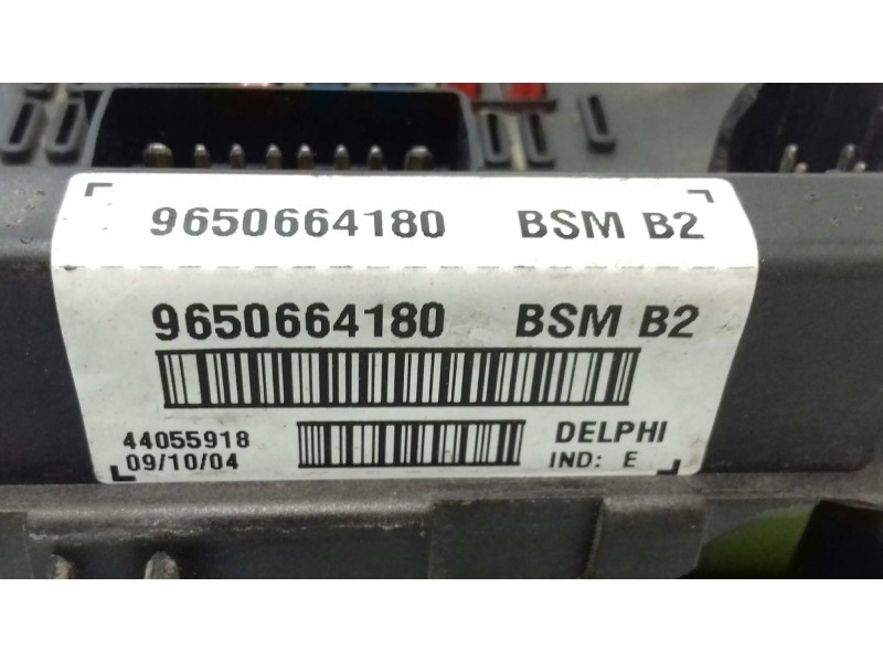 Recambio de caja reles / fusibles para peugeot 307 (s1) xr clim plus referencia OEM IAM 9650664180 BSM B2 DELPHI