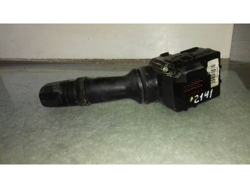 Recambio de mando limpia para hyundai ix20 gl classic referencia OEM IAM 934202K560  