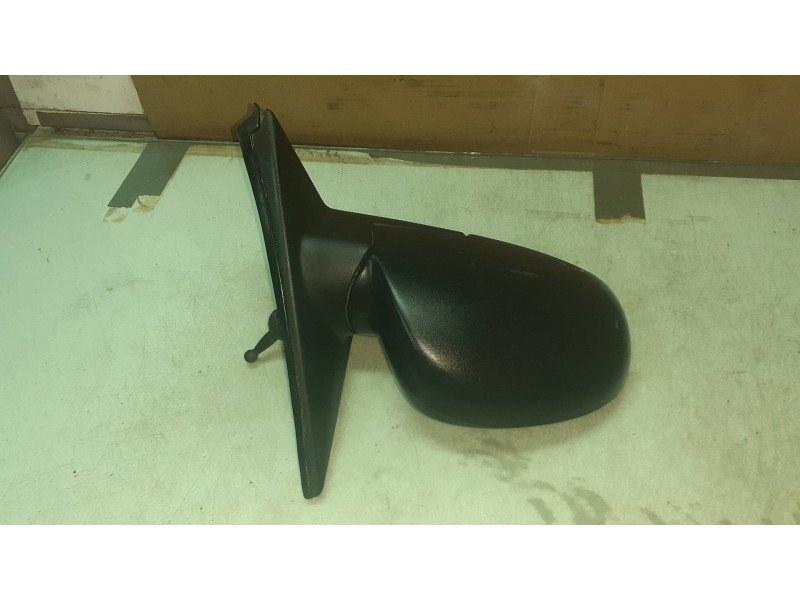 Recambio de retrovisor derecho para hyundai accent (lc) crdi gl referencia OEM IAM E4012188 E4022188 MANUAL