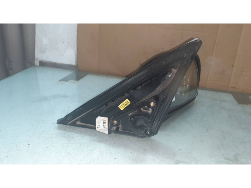 Recambio de retrovisor derecho para hyundai accent (lc) crdi gl referencia OEM IAM E4012188 E4022188 MANUAL