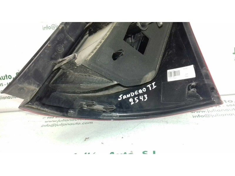 Recambio de piloto trasero izquierdo para dacia sandero básico referencia OEM IAM 8200734825 62421001 