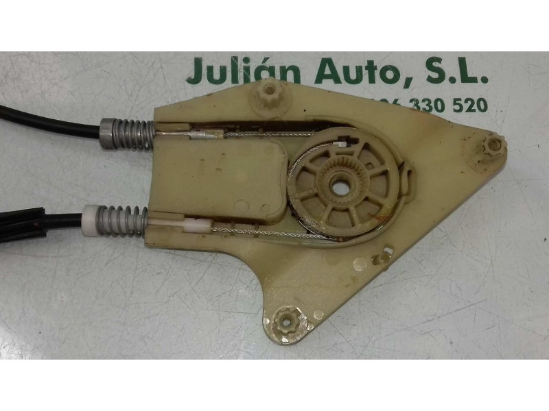 Recambio de elevalunas trasero derecho para renault laguna iii limited referencia OEM IAM 827000001R 974828102 ELECTRICO