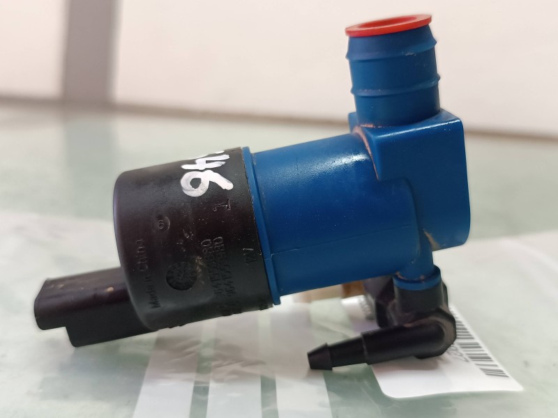 Recambio de bomba limpia para renault clio iv business referencia OEM IAM 9641553880  