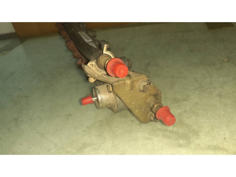 Recambio de rampa inyectora para ford fiesta berlina (dx) ambiente referencia OEM IAM 32569080 0710991A F9H487