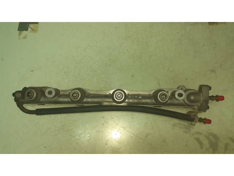 Recambio de rampa inyectora para ford fiesta berlina (dx) ambiente referencia OEM IAM 32569080 0710991A F9H487