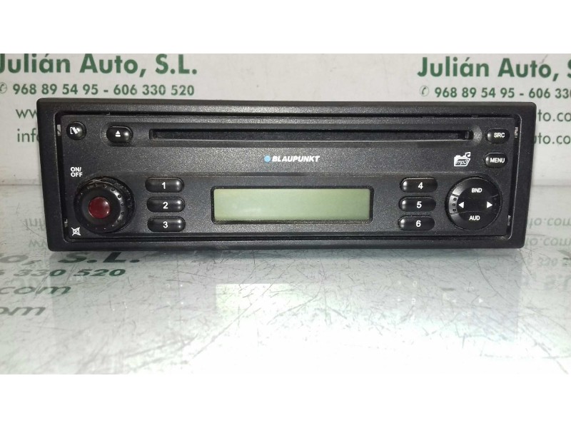 Recambio de sistema audio / radio cd para dacia sandero básico referencia OEM IAM 281111335R 7646128593 
