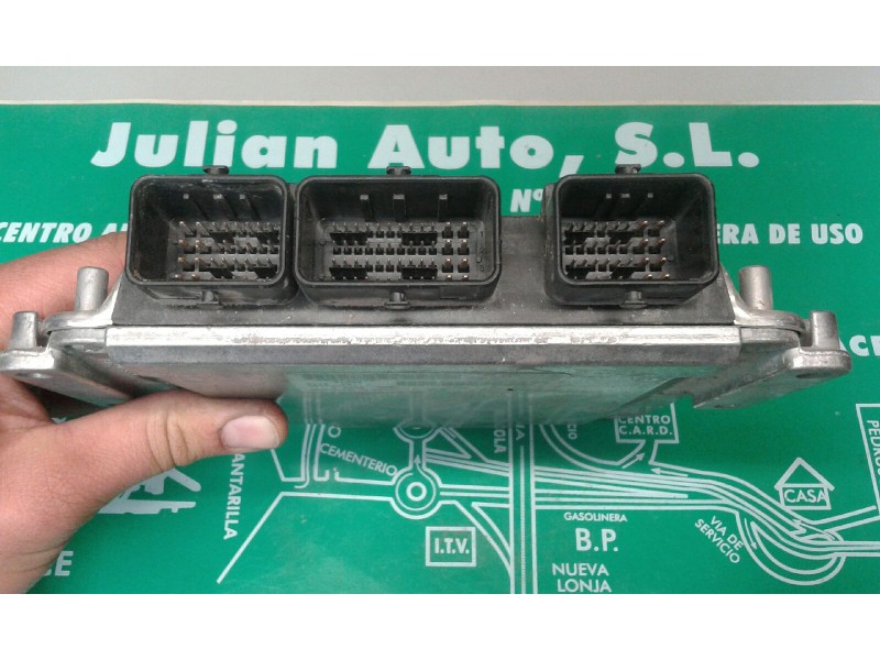 Recambio de centralita motor uce para citroen c5 berlina 2.0 hdi 90 sx/sx automático referencia OEM IAM 0281011524 9652183880 ED