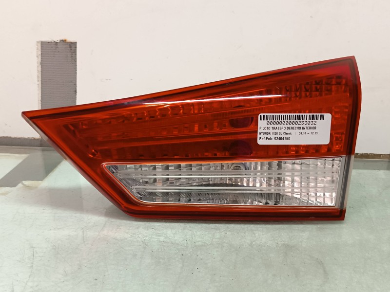 Recambio de piloto trasero derecho interior para hyundai ix20 gl classic referencia OEM IAM 924041K0  