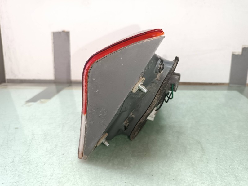 Recambio de piloto trasero derecho interior para hyundai ix20 gl classic referencia OEM IAM 924041K0  