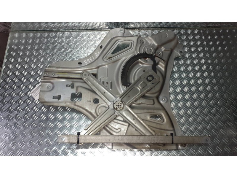 Recambio de elevalunas delantero izquierdo para hyundai ix35 classic 2wd referencia OEM IAM 824702Y010  ELECTRICO