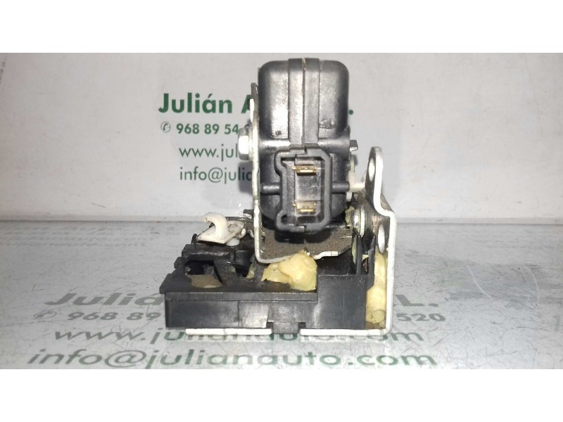 Recambio de cerradura puerta trasera derecha para dacia sandero básico referencia OEM IAM 8200735246  2 PINES