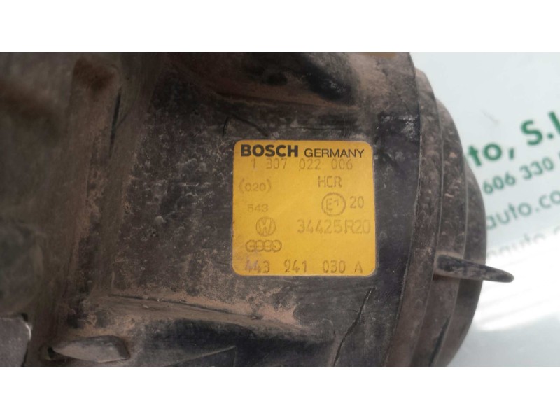 Recambio de faro derecho para audi 100 berlina (443) 1.8 referencia OEM IAM 443941030A  