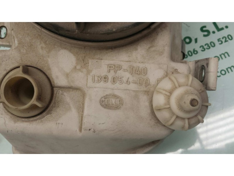 Recambio de faro derecho para volkswagen vento (1h2) cl referencia OEM IAM 1AH00654648  