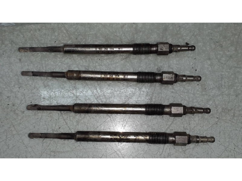 Recambio de calentadores para audi a3 (8p) referencia OEM IAM 0100266004  4 CALENTADORES