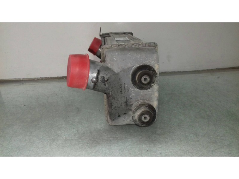 Recambio de intercooler para hyundai ix20 gl classic referencia OEM IAM 282742A700  