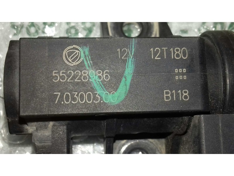 Recambio de valvula aire adicional para citroen nemo sx plus referencia OEM IAM 70300300 55228986 2 PINES