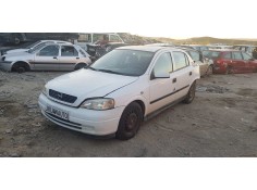 opel astra g berlina del año 2000 2