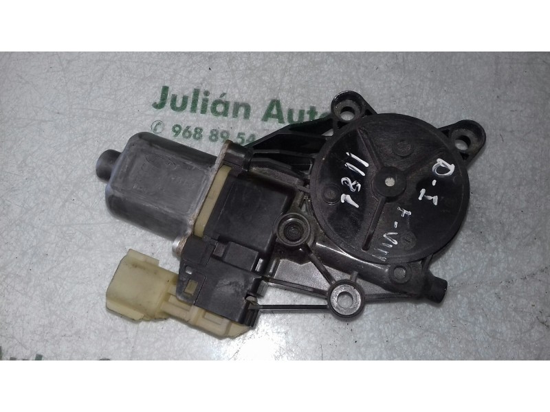 Recambio de motor elevalunas delantero izquierdo para ford fiesta (cb1) titanium referencia OEM IAM 8A6114A389B 0130822404 