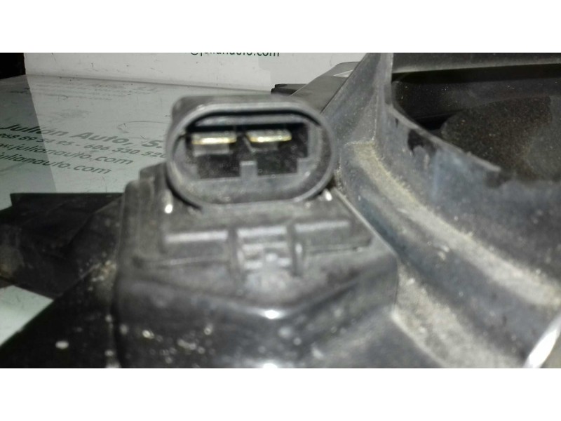 Recambio de electroventilador para dacia sandero básico referencia OEM IAM 8200765566B 0130307107 