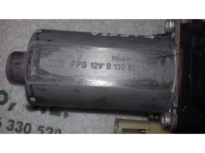 Recambio de motor elevalunas delantero izquierdo para ford fiesta (cbk) ambiente referencia OEM IAM 0130821938  2 PINES