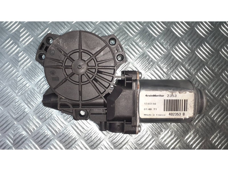 Recambio de motor elevalunas trasero derecho para hyundai ix35 classic 2wd referencia OEM IAM 402353B  ARVINMERITOR