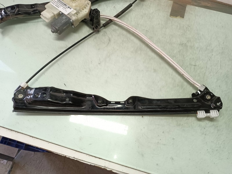 Recambio de elevalunas delantero derecho para peugeot 308 business line referencia OEM IAM 122425AVG 9816271780 ELECTRICO