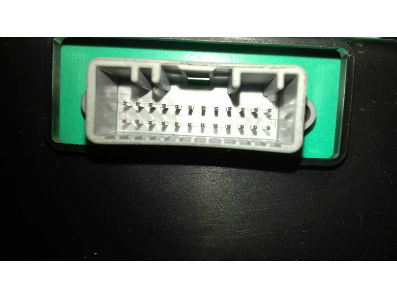 Recambio de cuadro instrumentos para dacia sandero básico referencia OEM IAM P248101432R 248101432R 