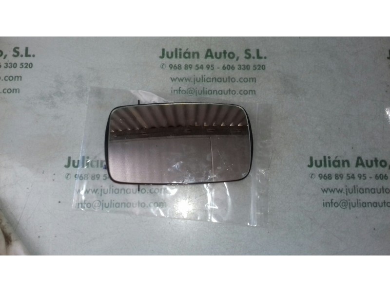 Recambio de cristal retrovisor derecho para ford fiesta berlina referencia OEM IAM 3003-497  NUEVO