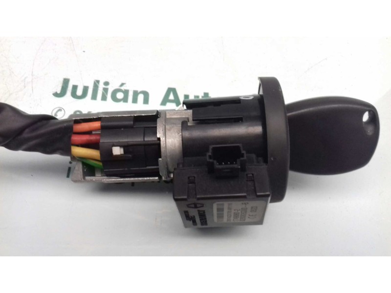 Recambio de centralita motor uce para dacia sandero básico referencia OEM IAM 8201082042  KIT - DELPHI