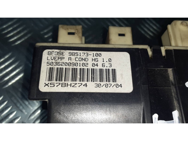 Recambio de motor elevalunas delantero izquierdo para citroen c5 berlina exclusive referencia OEM IAM 985173100 7746004900 99783