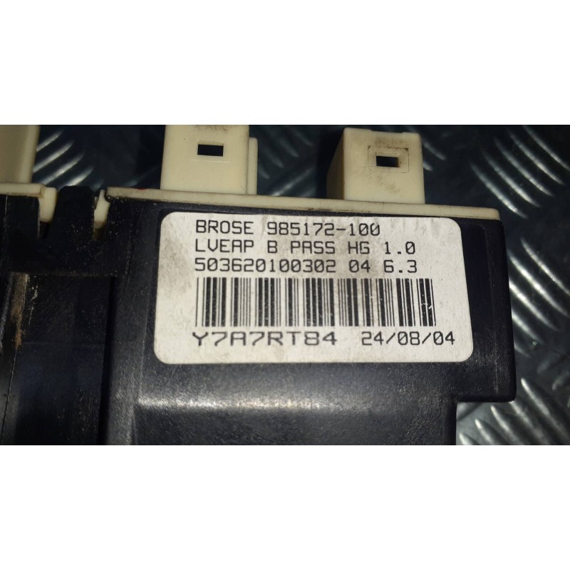 Recambio de motor elevalunas delantero derecho para citroen c5 berlina exclusive referencia OEM IAM 985172100 997834100 77460050