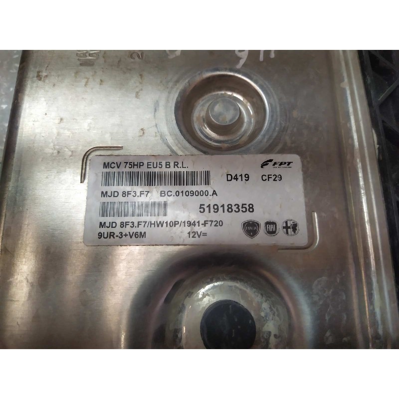 Recambio de centralita motor uce para citroen nemo sx plus referencia OEM IAM 8F3F7BC0109000A 51918358 MAGNETI MARELLI