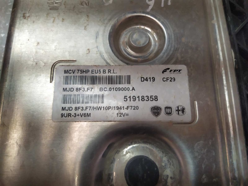 Recambio de centralita motor uce para citroen nemo sx plus referencia OEM IAM 8F3F7BC0109000A 51918358 MAGNETI MARELLI