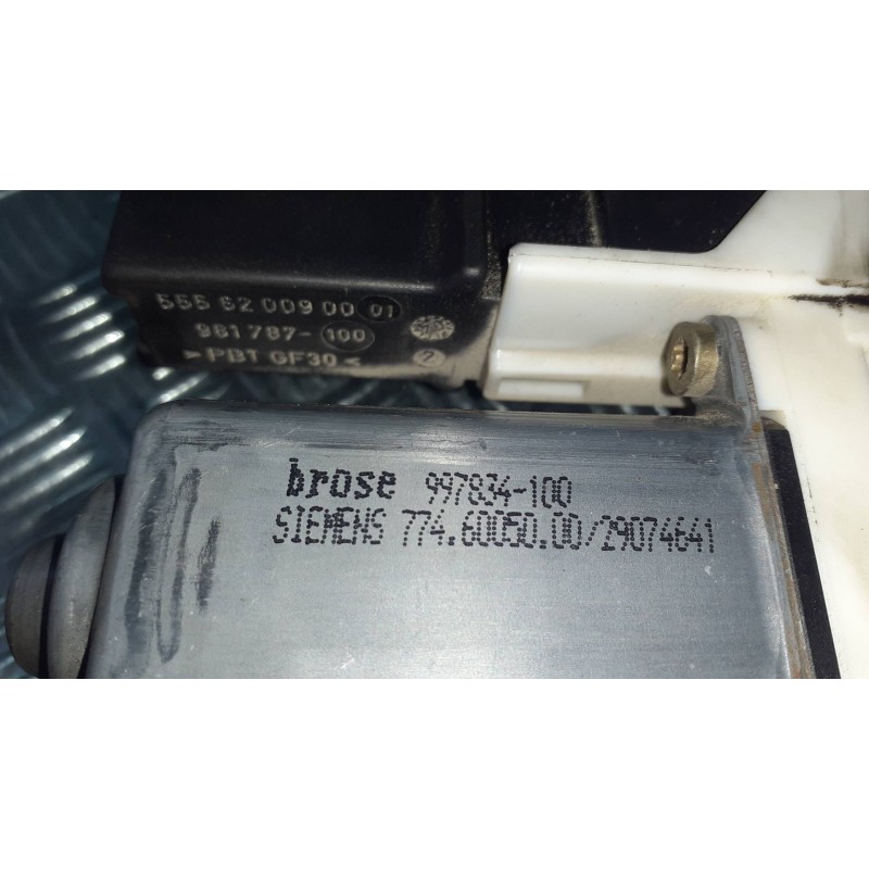 Recambio de motor elevalunas delantero derecho para citroen c5 berlina exclusive referencia OEM IAM 985172100 997834100 77460050