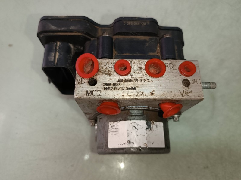Recambio de abs para peugeot 308 active referencia OEM IAM 9805825380  
