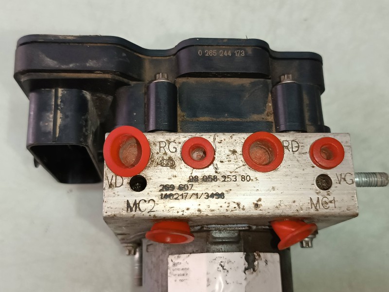 Recambio de abs para peugeot 308 active referencia OEM IAM 9805825380  