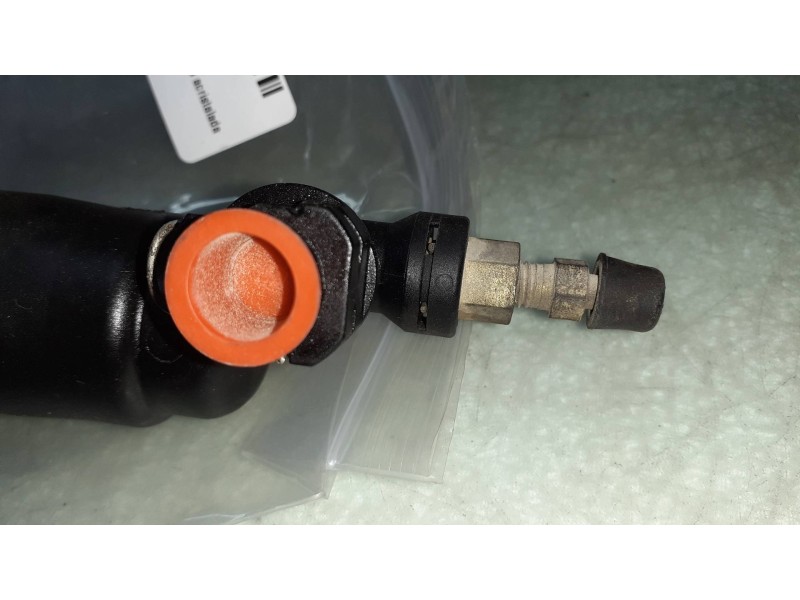 Recambio de bombin embrague para citroen jumpy 2.0 hdi sx caja cerrada acristalada referencia OEM IAM   