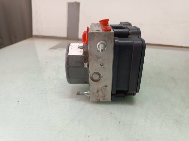 Recambio de abs para peugeot 308 active referencia OEM IAM 9805825380  