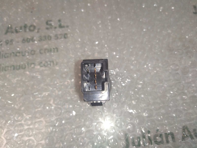 Recambio de interruptor para chevrolet kalos 1.4 se referencia OEM IAM 864W0140 4 PINES ANTINIEBLA