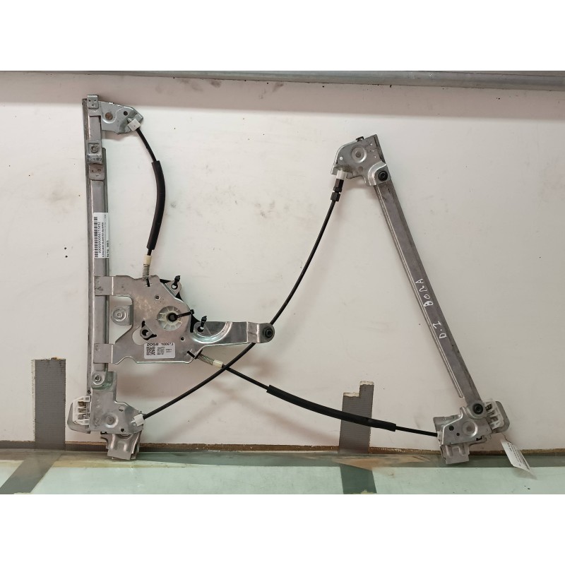 Recambio de elevalunas delantero izquierdo para volkswagen bora berlina (1j2) 1.9 tdi referencia OEM IAM 100673 090137 