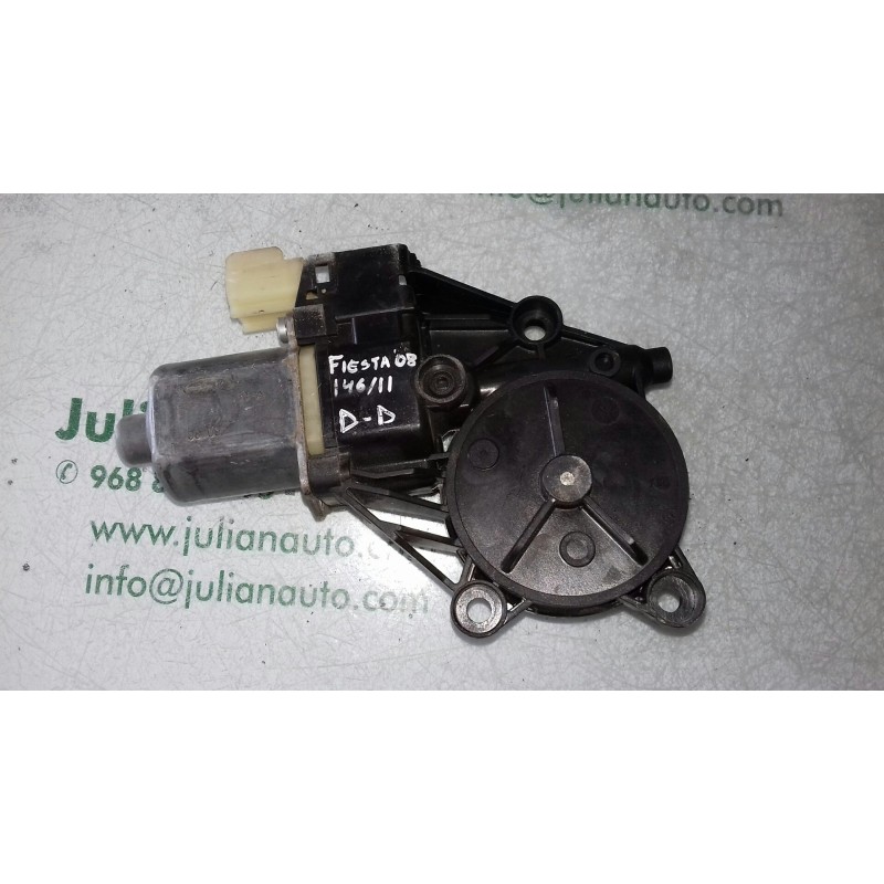 Recambio de motor elevalunas delantero derecho para ford fiesta (cb1) ambiente referencia OEM IAM 8A6114553A 0130822407 2 PINES