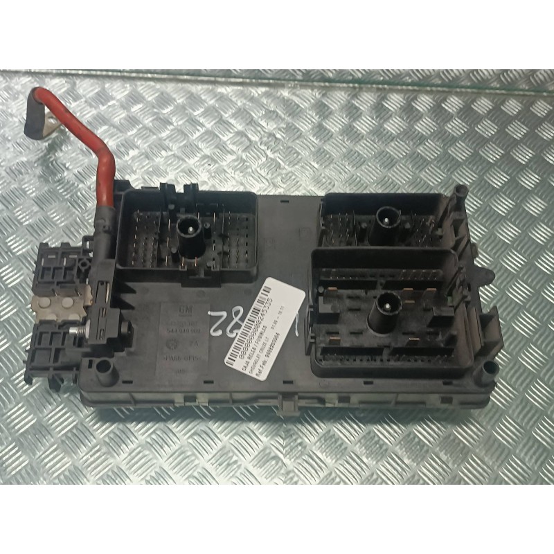 Recambio de caja reles / fusibles para chevrolet cruze lt referencia OEM IAM 9698203904 544949969 14323316510