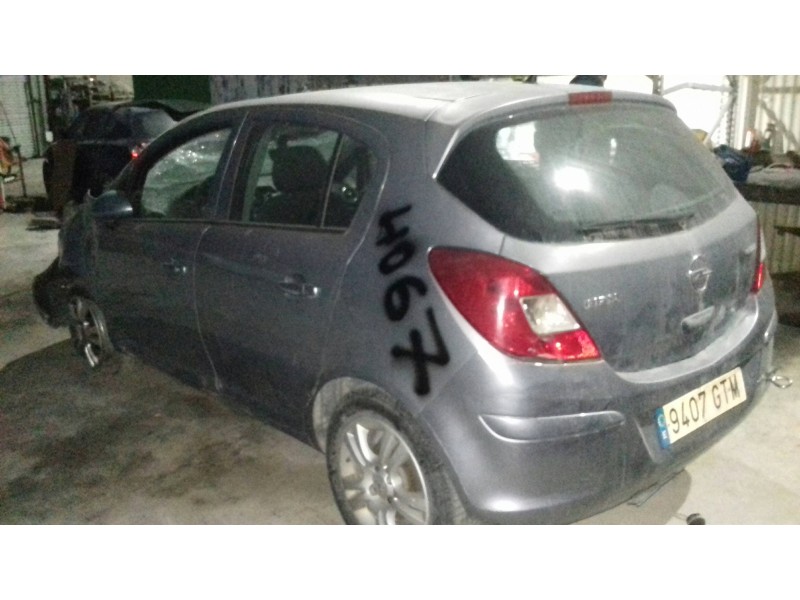 opel corsa d del año 2010