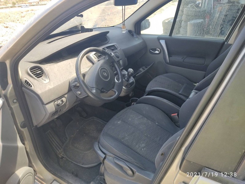 renault scenic ii del año 2007